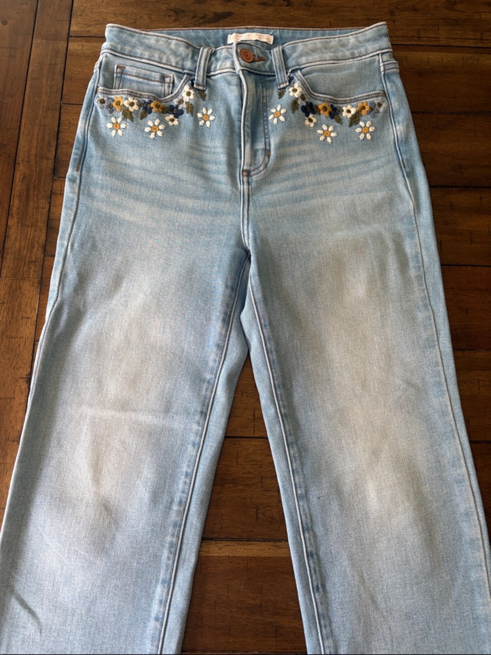 LC Lauren Conrad Slim Straight Denim Jeans with Floral Embroidery size 2 EUC - Picture 4 of 5